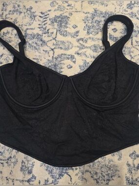NWT!!! Pink/Victoria’s Secret Cinched Corset Top Black Lace size small